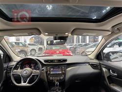 نيسان قاشقاي